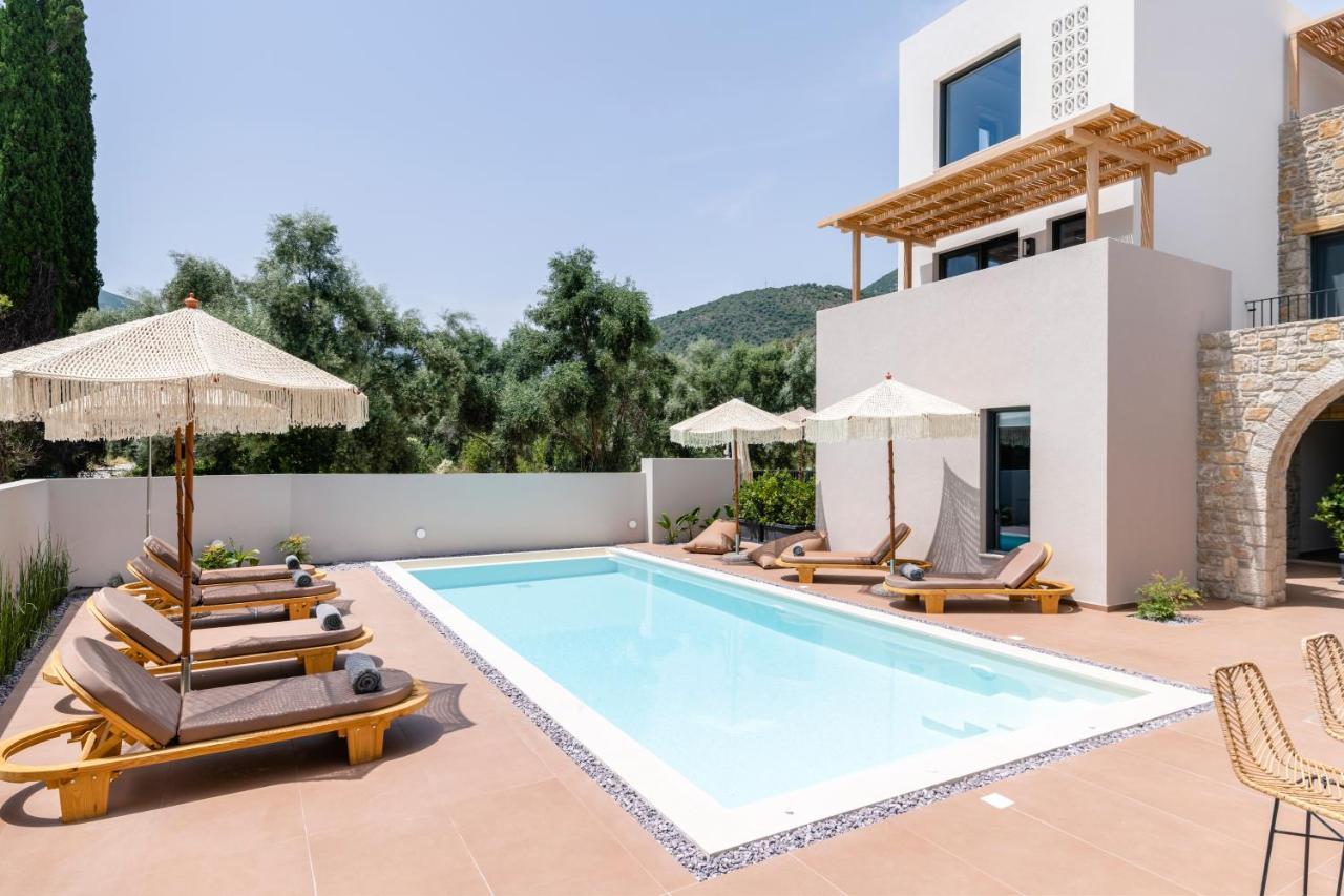 13 Keys Suites Nydri (Lefkada) Exterior photo