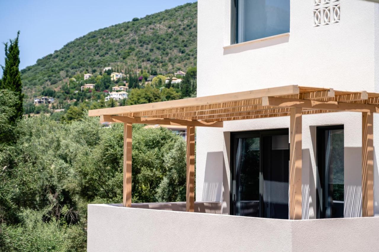 13 Keys Suites Nydri (Lefkada) Exterior photo